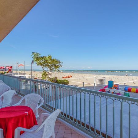 Hotel Majestic Bellaria-Igea Marina Eksteriør billede