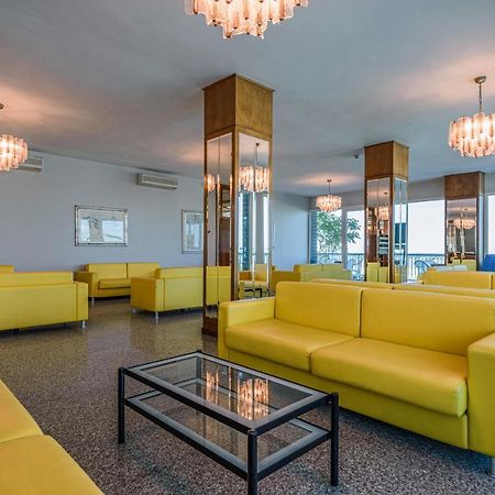 Hotel Majestic Bellaria-Igea Marina Eksteriør billede