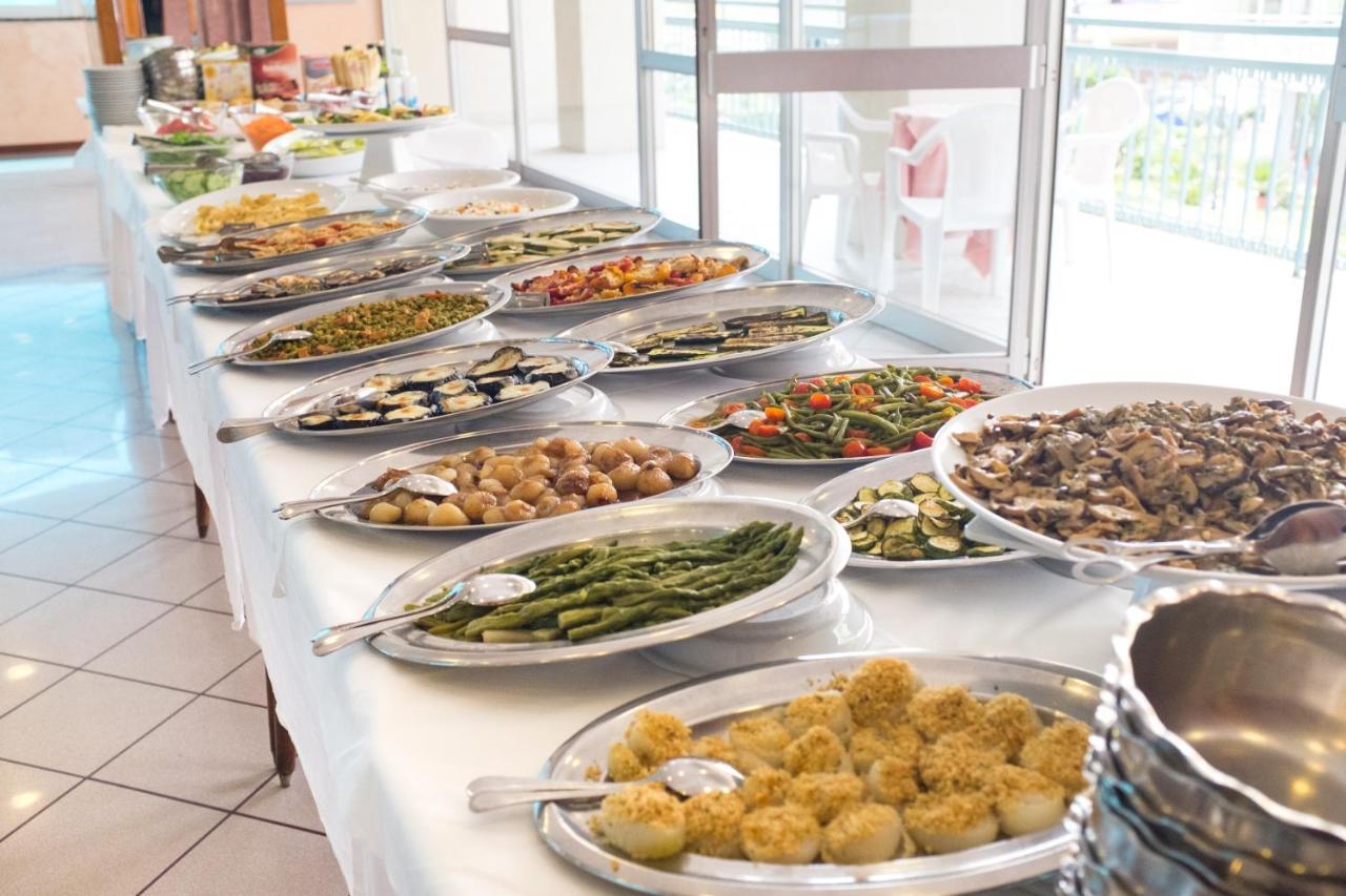 Hotel Majestic Bellaria-Igea Marina Eksteriør billede