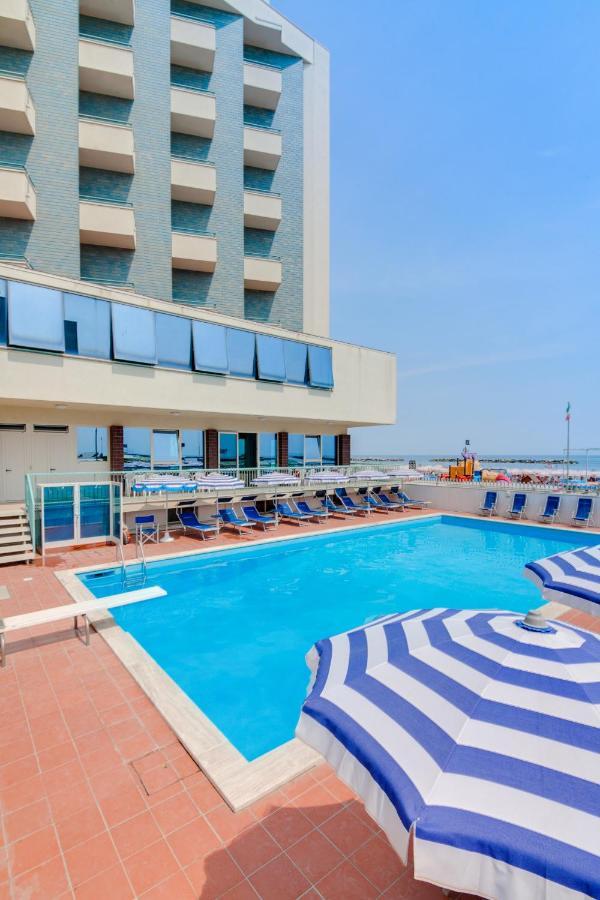 Hotel Majestic Bellaria-Igea Marina Eksteriør billede