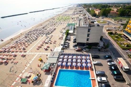 Hotel Majestic Bellaria-Igea Marina Eksteriør billede