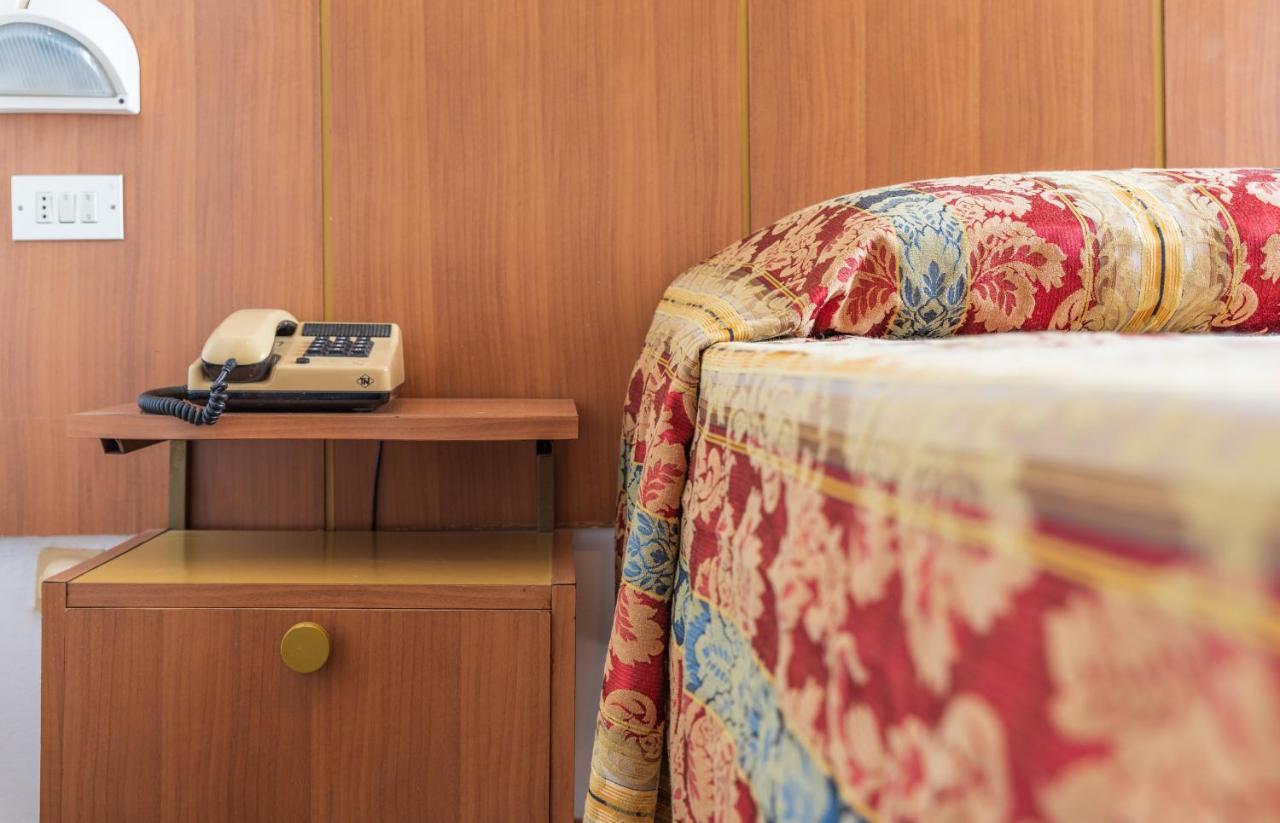 Hotel Majestic Bellaria-Igea Marina Eksteriør billede